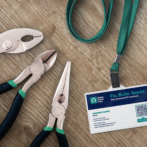 Пример QR-кода для vCard на именном бейдже сотрудника